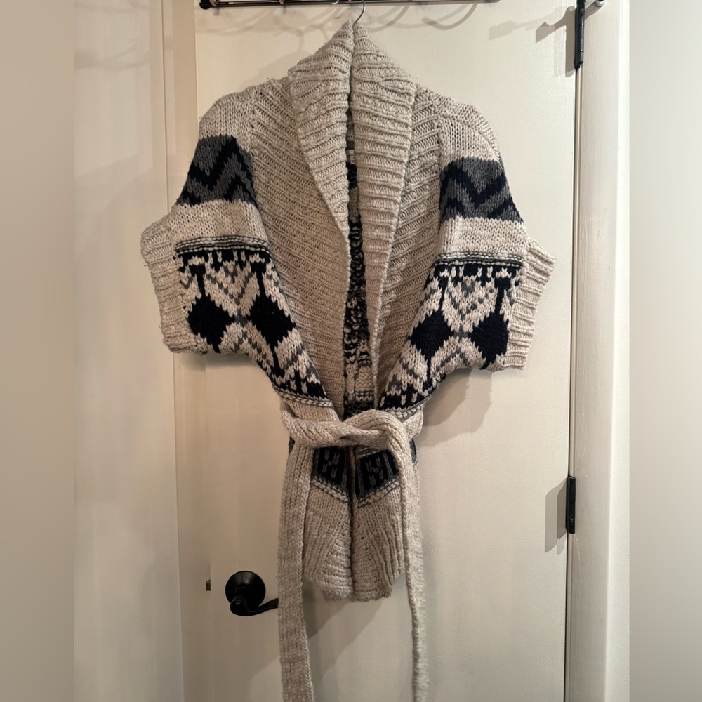 Abercrombie tie chunky cardigan